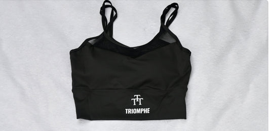 Haut sport féminin noir triomphe