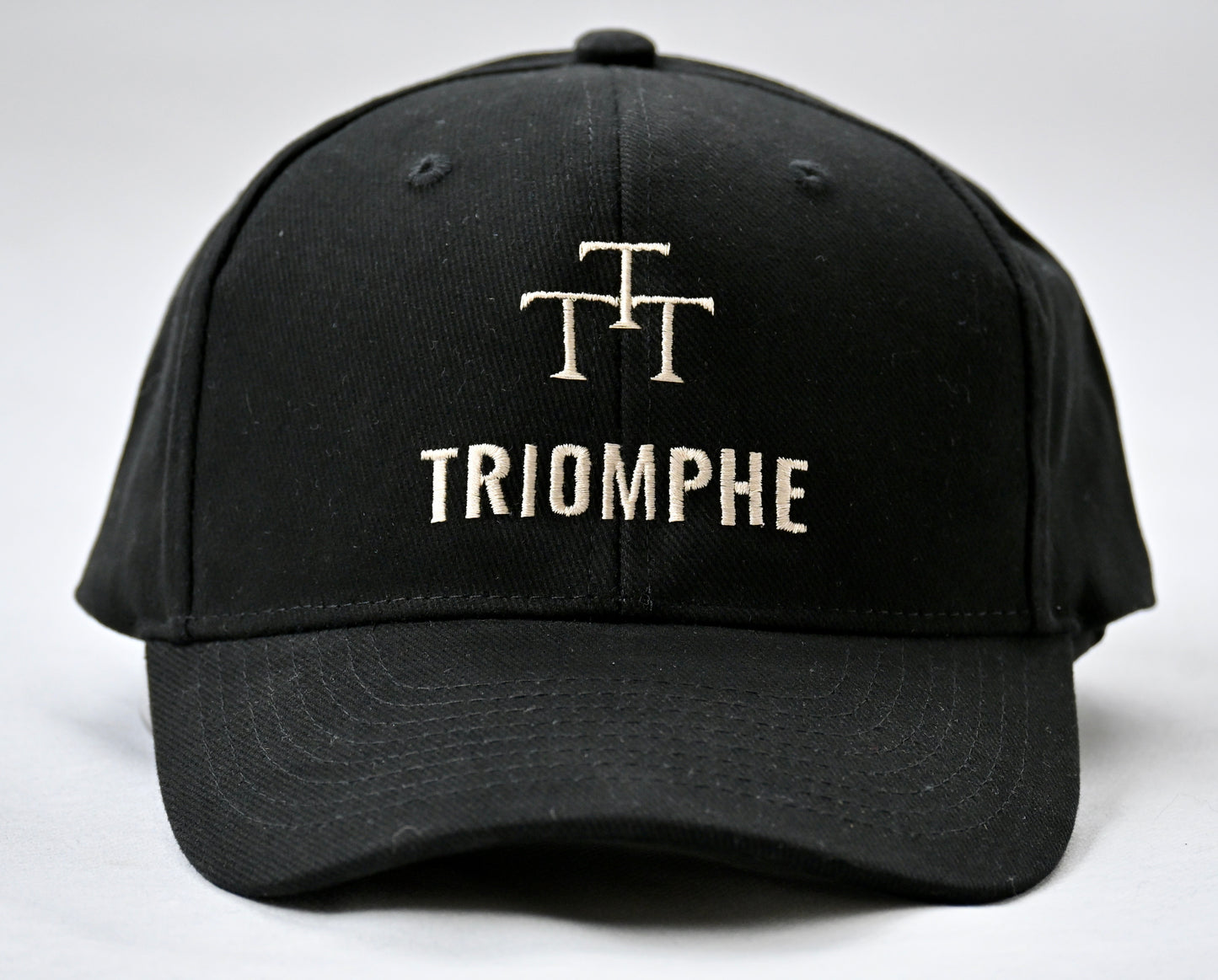 Casquette Noir Brodée Triomphe